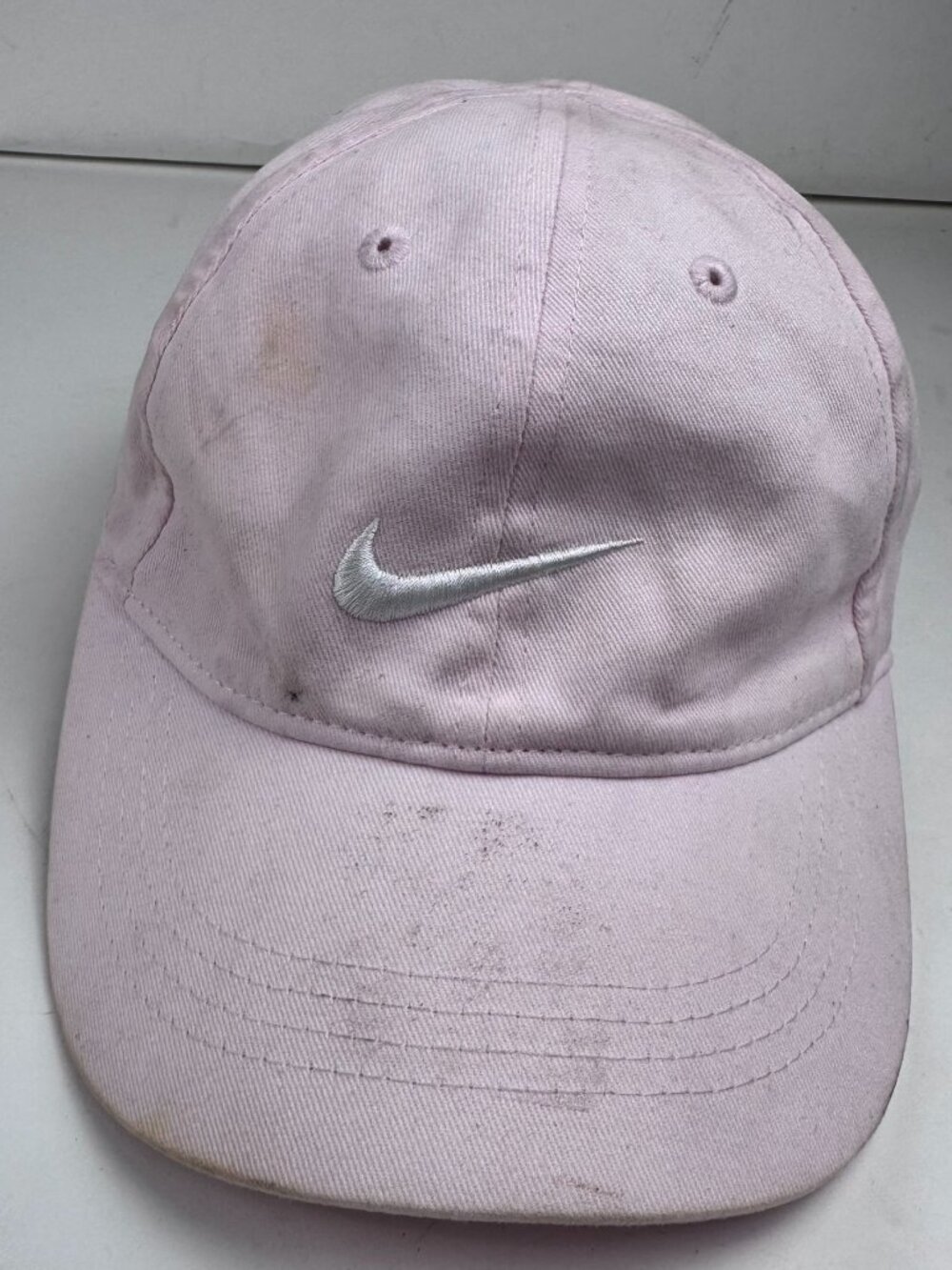 Nike Child Kids 4-7 Club Cap Strapback Baseball Hat Light Pink Embroidered Stain